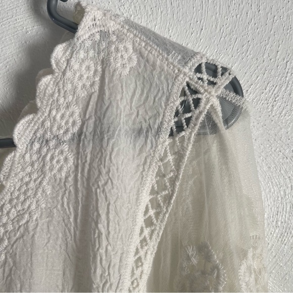 NWT Ember woman’s lace top off white embroidered size large boho chic romantic - Picture 10 of 15